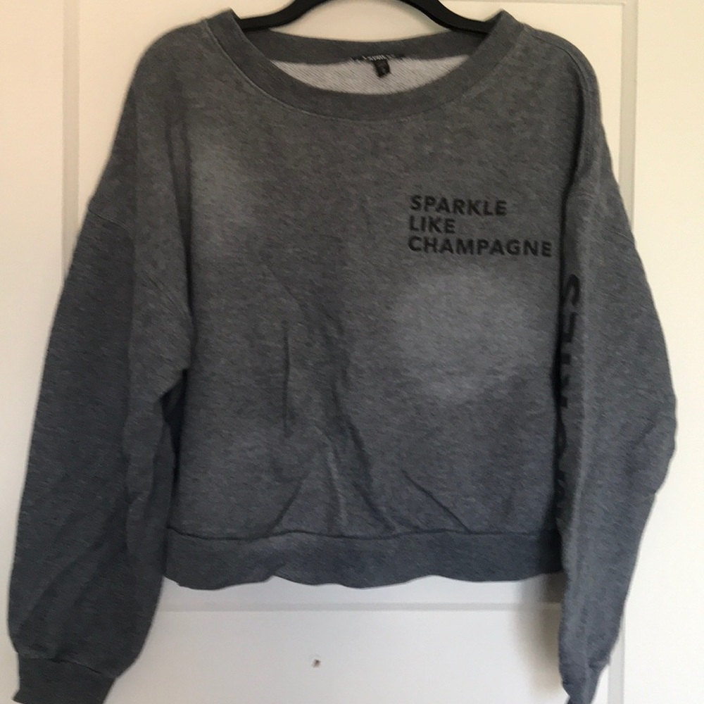 Grey and black sweatshirt - Picture 1 of 4